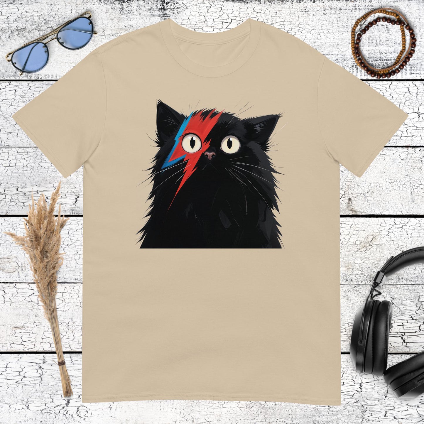 Sand colored t-shirt with a vintage Ziggy Stardust Bowie cat rock graphic